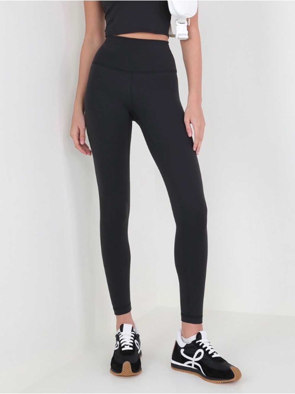 Wunder Train Contour Fit High-Rise Tight 25"